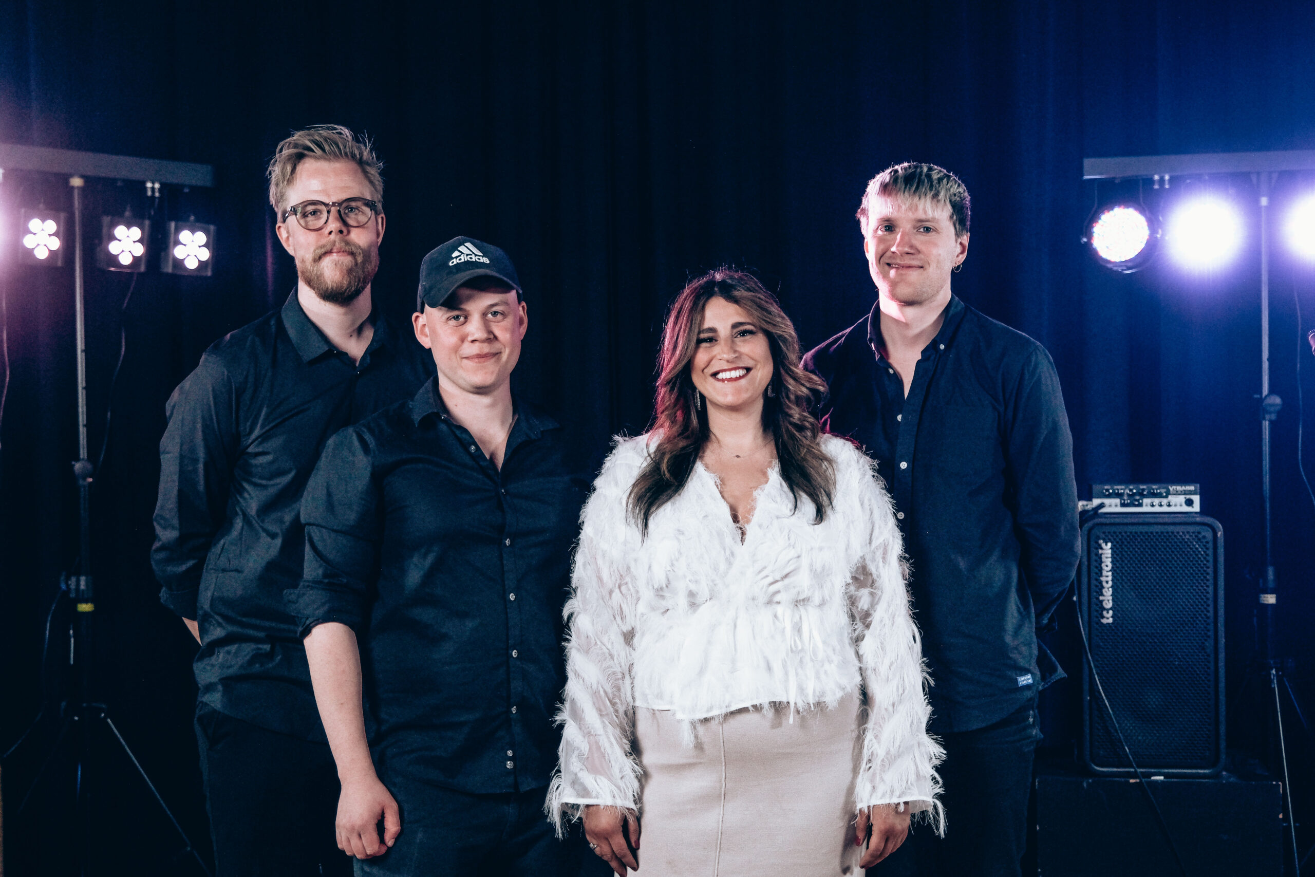 band for parties booking lead singer disco funk soul music booking danish best denmark copenhagen