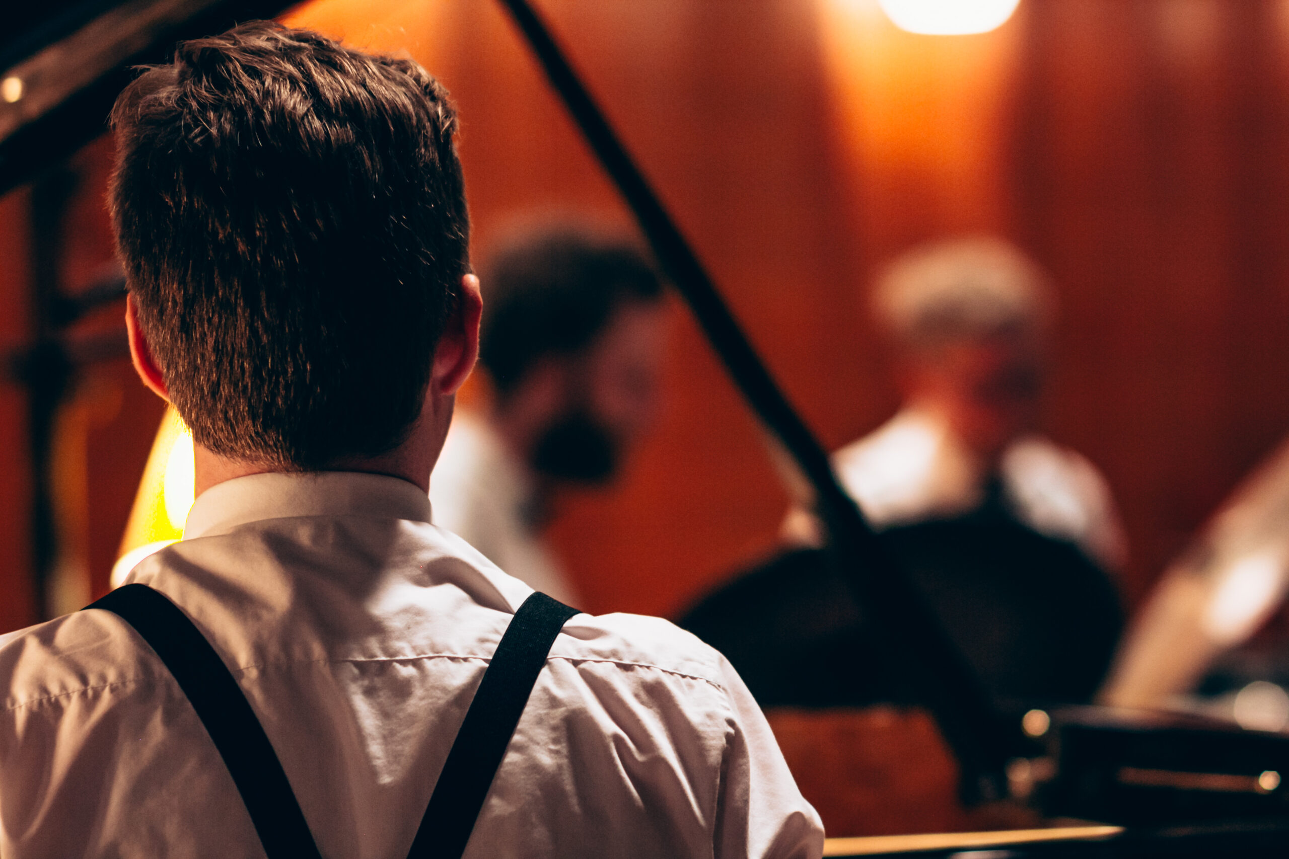 jazzband pianist suspenders butterfly seler hvide skjorter