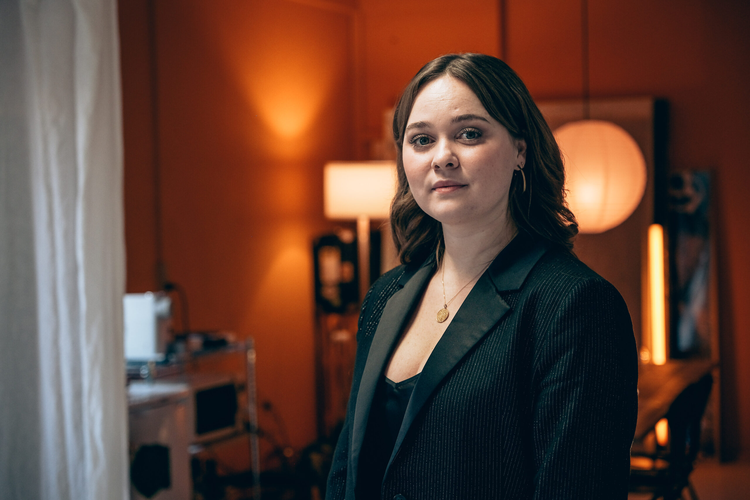 singer who can play piano aarhus copenhagen concert songs in church performance booking book a musician for a party