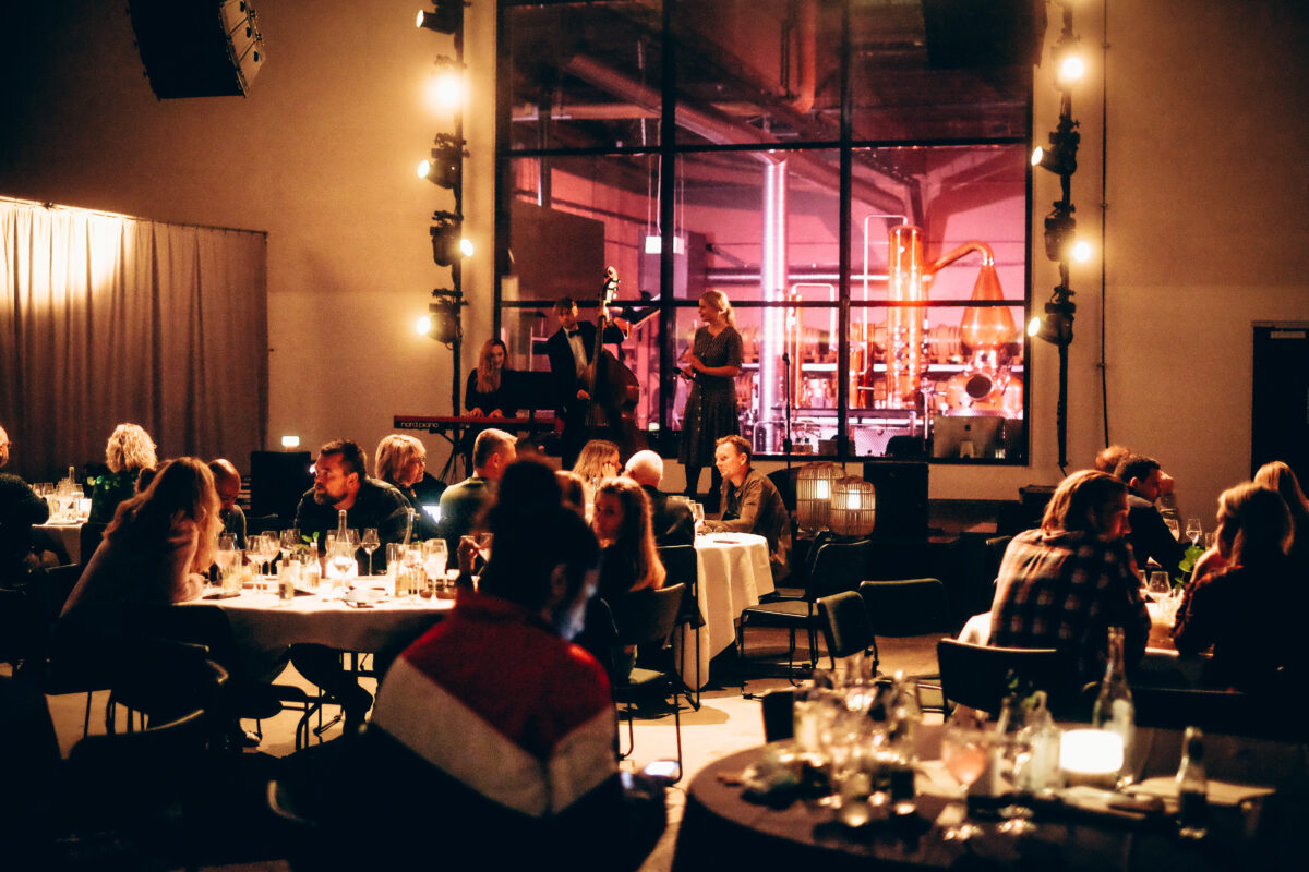 copenhagen distillery livemusik jazz ginprovning livemusik destilleri band jazzband jazzorkester provning uppträdande liveband livejazz