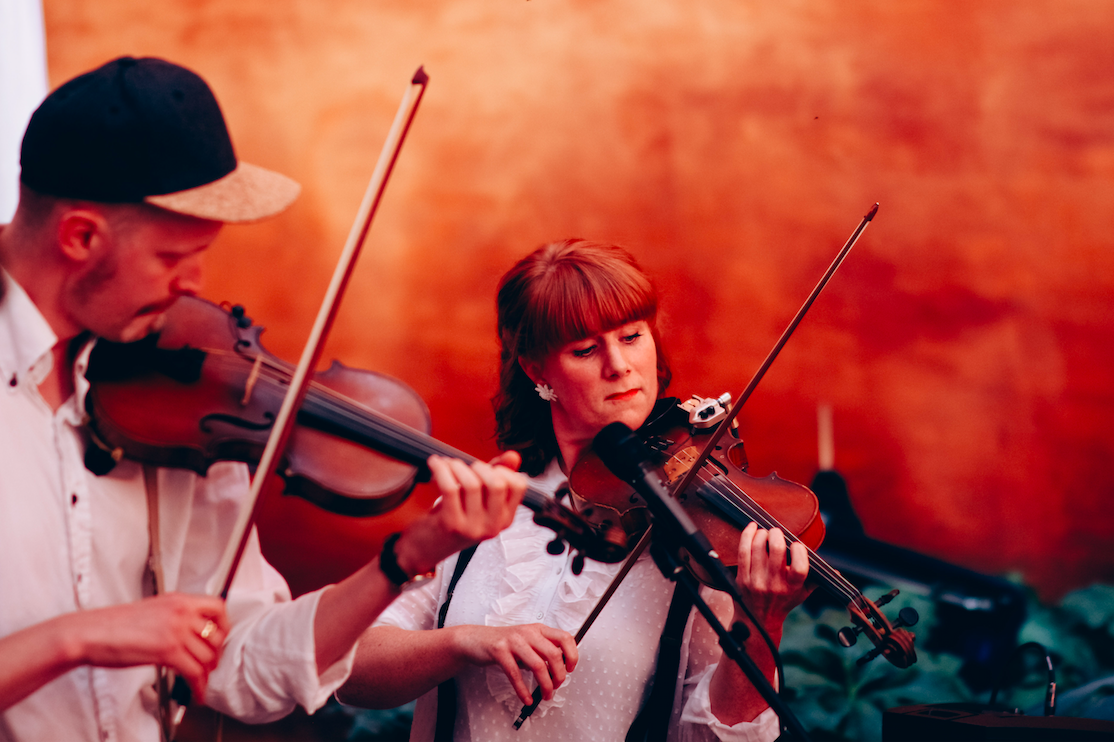 violin for wedding weddings copenhagen concert duo classical musician music strings violin player